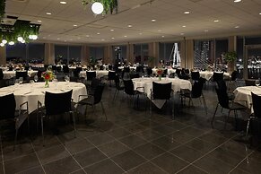 DoubleTree by Hilton Rotterdam Centre