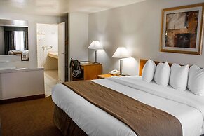 Quality Inn & Suites Longview Kelso
