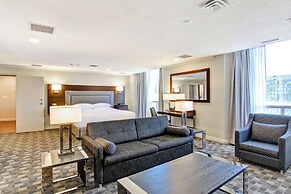 DoubleTree by Hilton Hotel Toronto Downtown