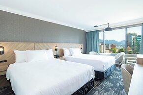 Sandman Signature Vancouver Downtown Hotel