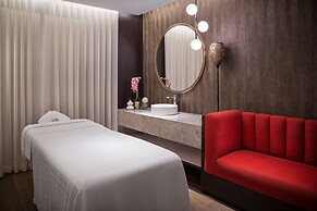 Radisson Blu Hotel, Dubai Deira Creek