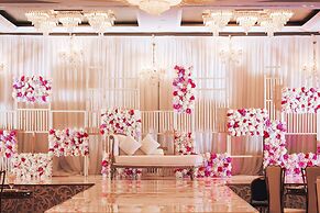 Radisson Blu Hotel, Dubai Deira Creek