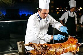 Radisson Blu Hotel, Dubai Deira Creek