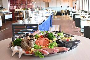 Radisson Blu Hotel, Dubai Deira Creek