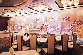 Radisson Blu Hotel, Dubai Deira Creek