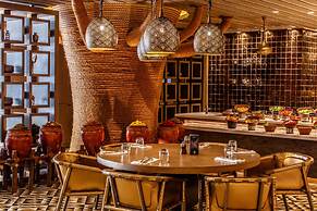 Radisson Blu Hotel, Dubai Deira Creek