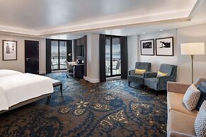 Radisson Blu Hotel, Dubai Deira Creek