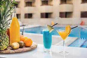 Radisson Blu Hotel, Dubai Deira Creek