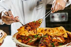 Radisson Blu Hotel, Dubai Deira Creek