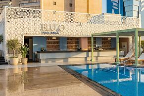 Radisson Blu Hotel, Dubai Deira Creek