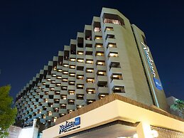 Radisson Blu Hotel, Dubai Deira Creek