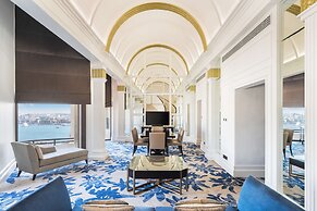 Radisson Blu Hotel, Dubai Deira Creek
