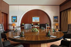 Sheraton Grand Doha Resort & Convention Hotel