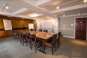 Hatton Court