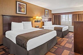 Best Western Tower West Lodge