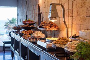 Crowne Plaza Tel Aviv Beach by IHG