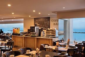 Crowne Plaza Tel Aviv Beach by IHG