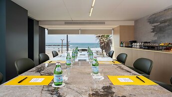 Crowne Plaza Tel Aviv Beach by IHG