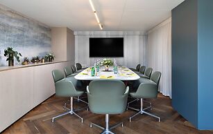 Crowne Plaza Tel Aviv Beach by IHG