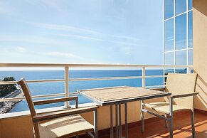 Le Meridien Beach Plaza