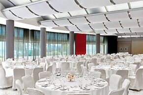 Le Meridien Beach Plaza