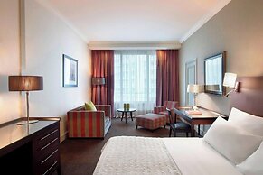 Le Meridien Beach Plaza
