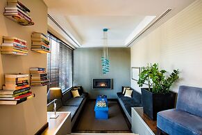 Athens Gate Hotel