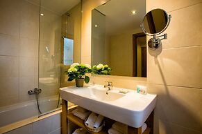Athens Gate Hotel
