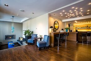 Athens Gate Hotel