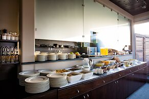 Athens Gate Hotel