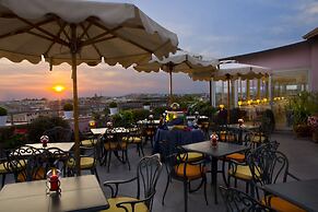 Marcella Royal Hotel - Rooftop Garden