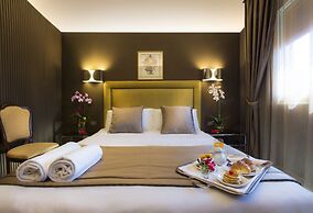 Marcella Royal Hotel - Rooftop Garden