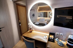 Coral Hotel Athens
