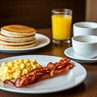 Days Inn by Wyndham Victoria Airport Sidney