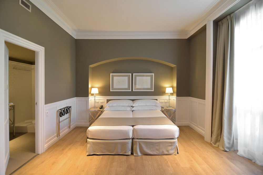 Hotel Granvia