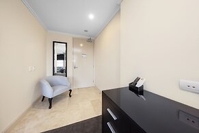 Canberra Rex Hotel & Serviced Apartments