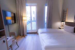 Hotel Bleibtreu Berlin by Golden Tulip