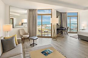 JA Beach Hotel, Dubai