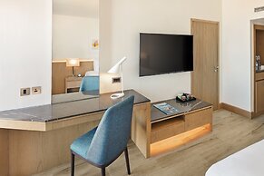 JA Beach Hotel, Dubai