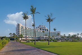JA Beach Hotel, Dubai