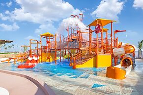 JA Beach Hotel, Dubai