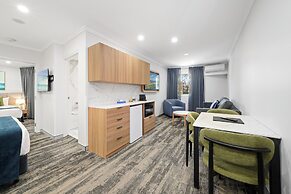 Palm Court Motor Inn