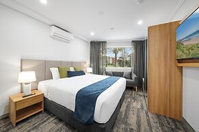 Palm Court Motor Inn
