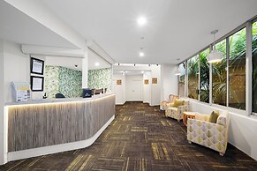 Palm Court Motor Inn