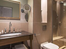New Hotel Roblin La Madeleine