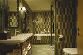 Gounod Hotel