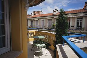 Gounod Hotel