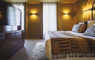 Gounod Hotel