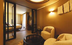 Gounod Hotel