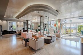 Antony Hotel